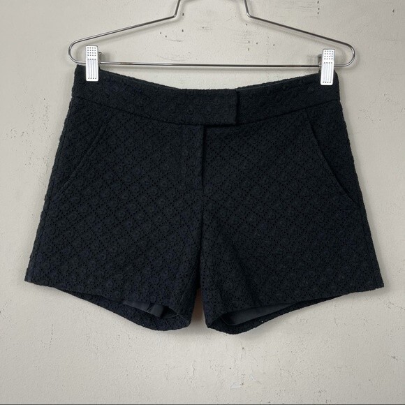 Theory Black Eyelet Embroidered City Dress Shorts Size 2 Preppy Classic Boho - Picture 14 of 14